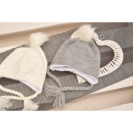 Szara czapka na zimę czapeczka