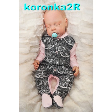 Pajac pajacyk bawełniany różowy z koronką wzór koronka2R