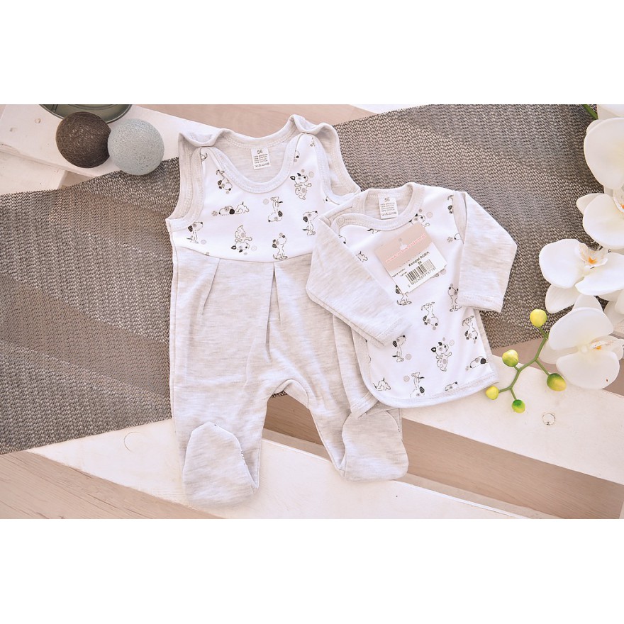 Szara WYPRAWKA dla noworodka w pieski koszulka + śpiochy 2cz. wzór 167S