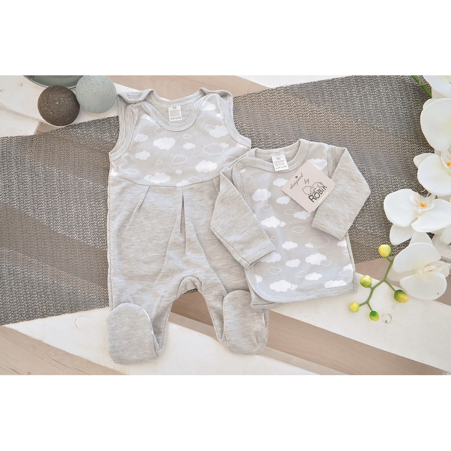 Szara WYPRAWKA dla noworodka w chmurki koszulka + śpiochy 2cz. wzór 159S