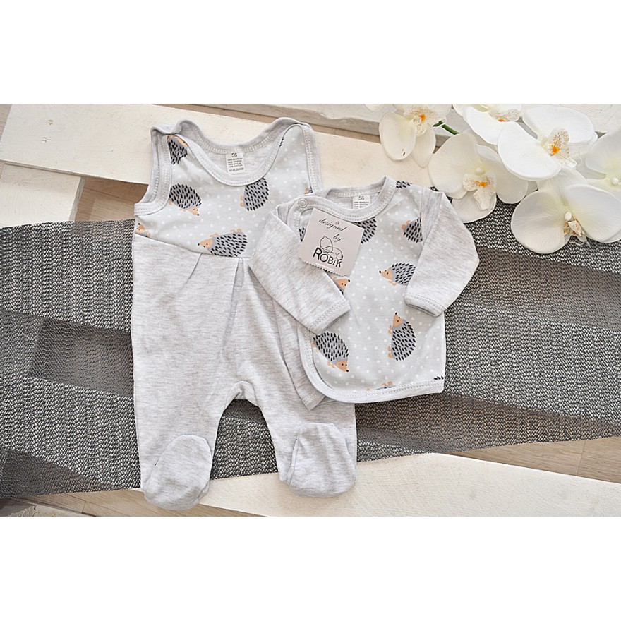 Szara WYPRAWKA dla wcześniaka w jeże koszulka + śpiochy 2cz. wzór 190S