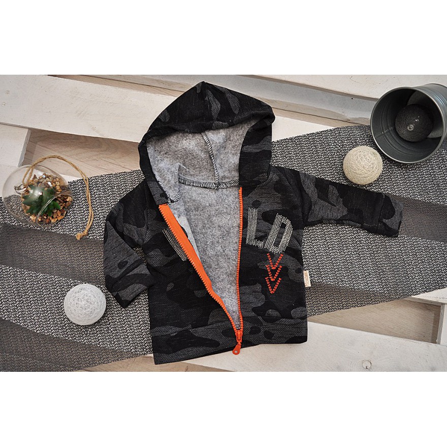 Komplet ocieplany WILD spodnie, grafitowa moro bluza z kapturem DRES