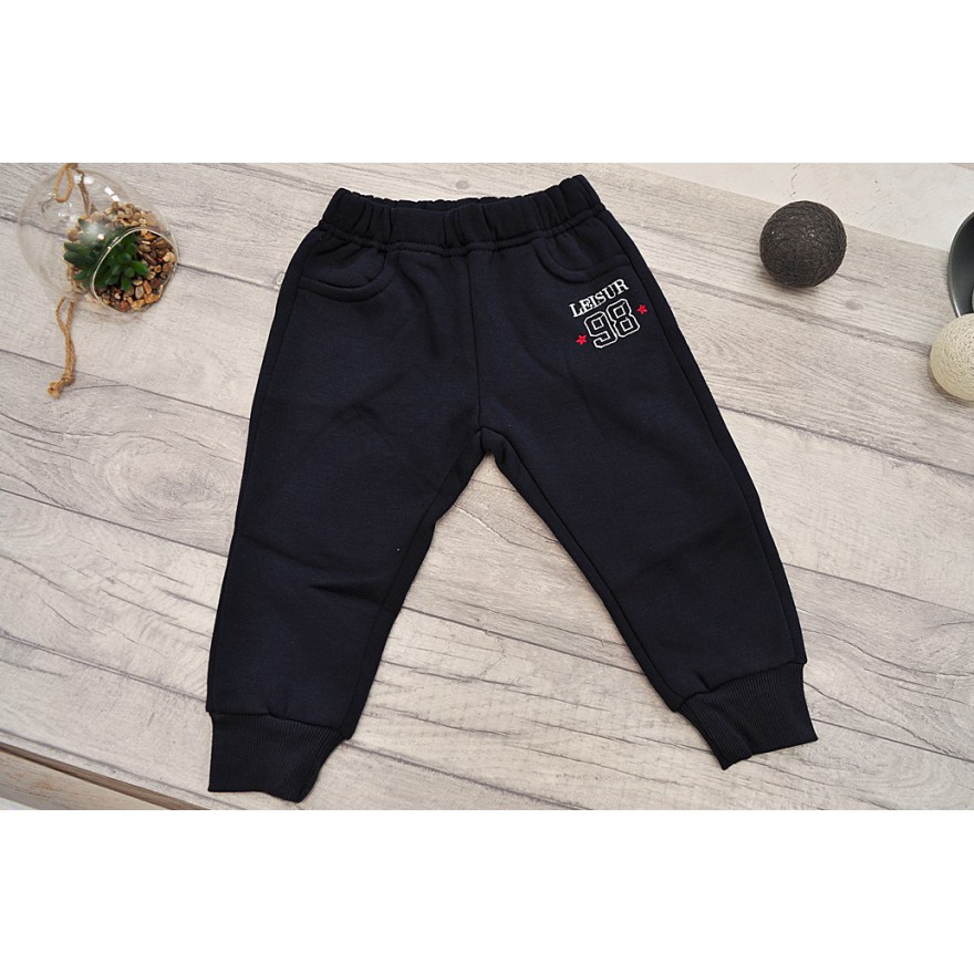 Dres chłopięcy ocieplany z granatowym bezrękawnikiem