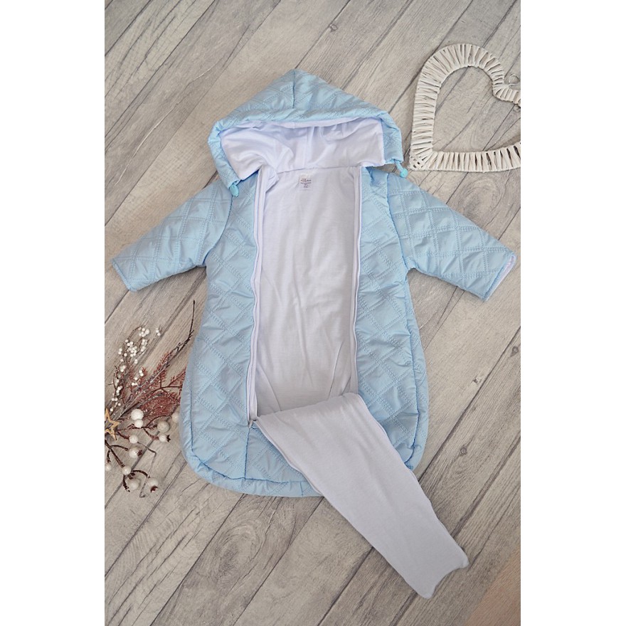 Niebieski kombinezon śpiwór pikowany do wózka fotelika