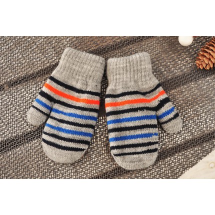 Szare rękawiczki zimowe chłopięce w paski 1P czerwony pasek