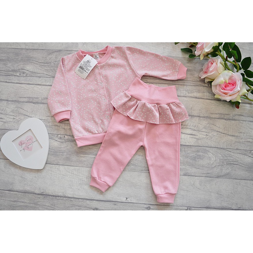 Pudrowy komplet dziewczęcy DRES, bluza, spodnie z falbanką