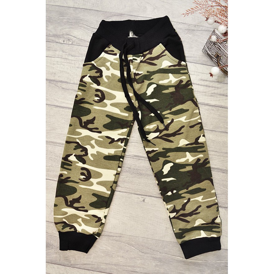 Ocieplane SPODNIE MORO khaki chłopięce spodenki dresowe