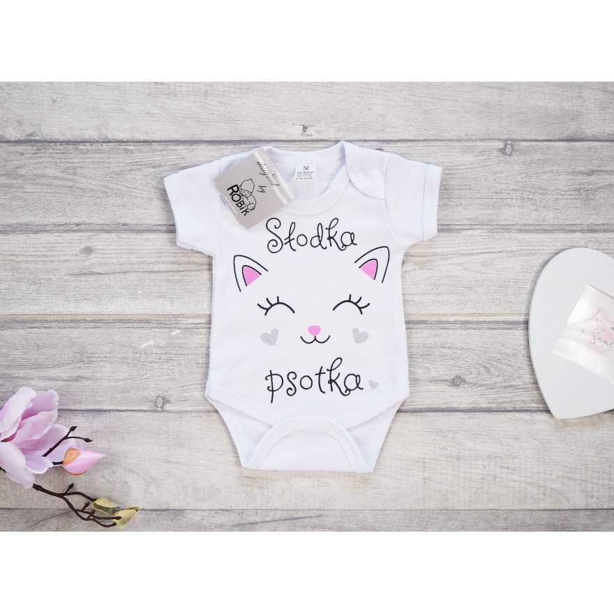 BODY SŁODKA PSOTKA kotek białe wzór 666 krótki rękaw