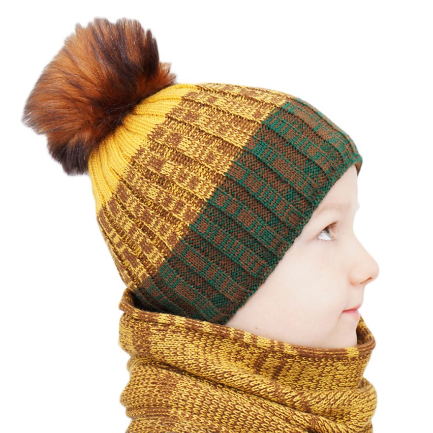 Zimowy komplet JANEK, czapka z puchatym pomponem + komin