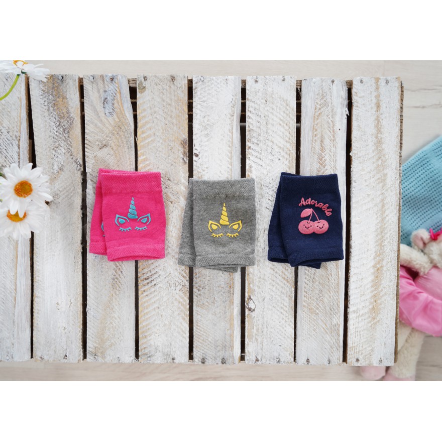 Szare NAKOLANNIKI z ABS jednorożec DO RACZKOWANIA rozmiar uniwersalny