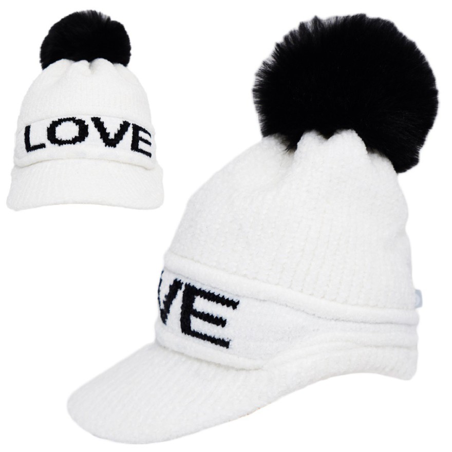Biała CZAPKA LOVE z daszkiem i pomponem zimowa ALA