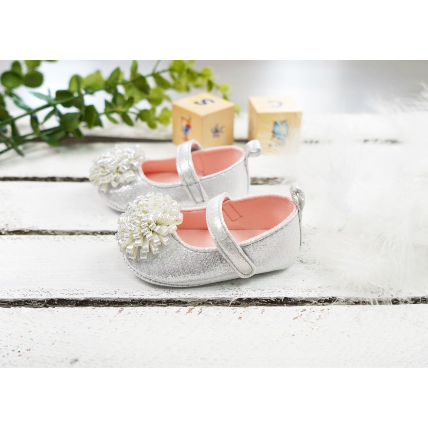 Baletki buty NIECHODKI srebrne z kwiatkiem BUCIKI CHRZEST