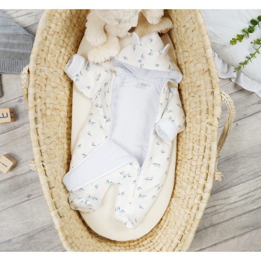 Kombinezon ecru w ptaszki ocieplany z dresówki