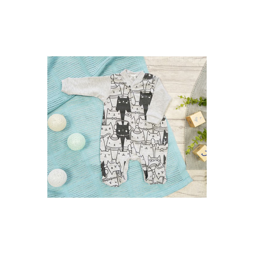 WCZEŚNIAK pajac pajacyk szary w koty wzór 411