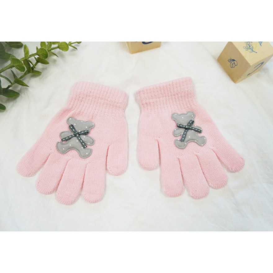 Różowe rękawiczki 5P z aplikacją MISIA 3D r.110-134