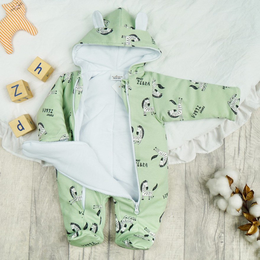 Kombinezon zielony w zebry ocieplany z dresówki