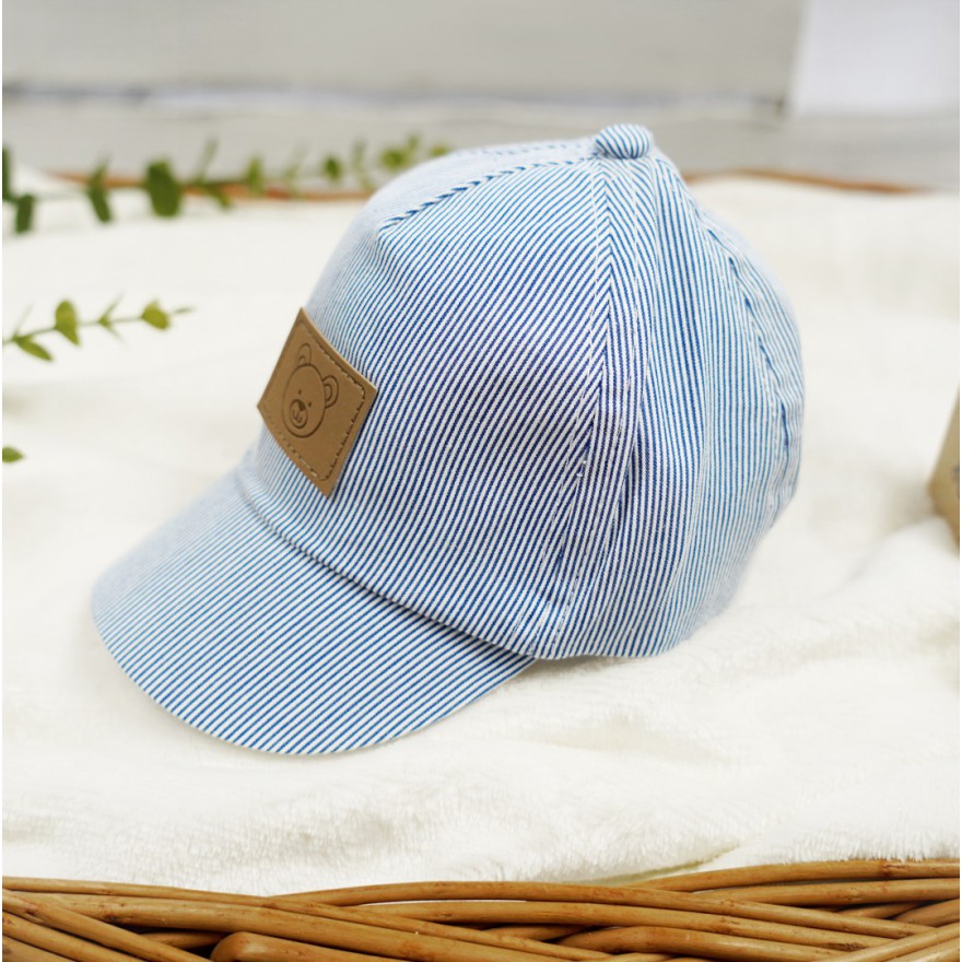 CZAPKA Z DASZKIEM chłopięca miś niebiesko biała paski bejsbolówka