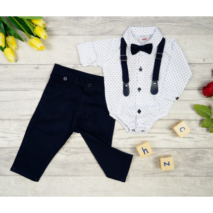 KOMPLET DLA CHŁOPCA body- koszula w kwadraciki, granatowe spodnie, muszka, szelki święta