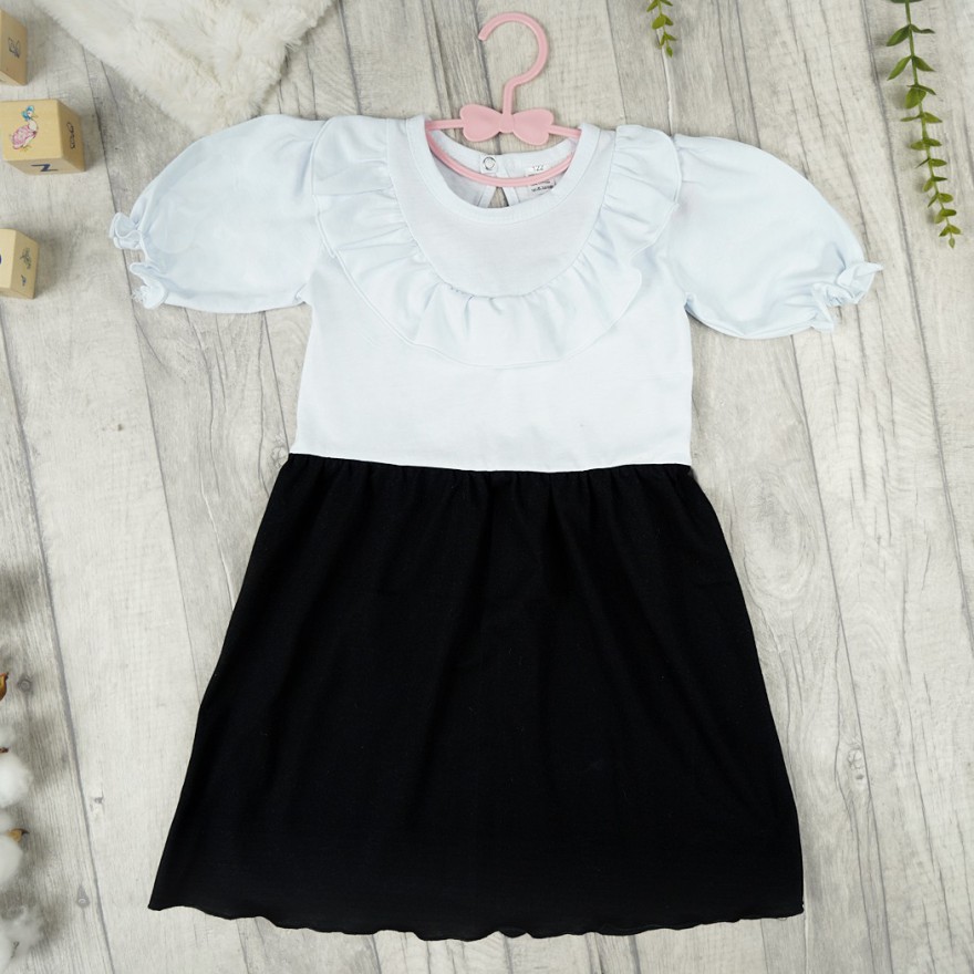 Biało- czarna SUKIENKA POLA z falbanką na dekolcie szkoła