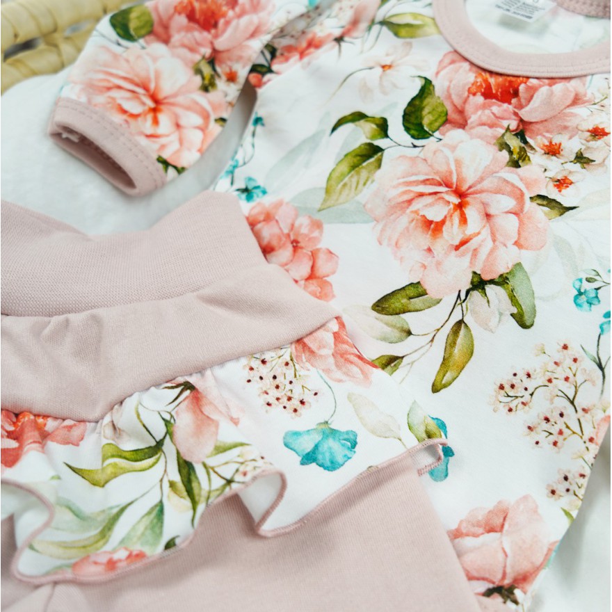 Komplet 2cz NADIA body + półśpiochy z falbanką w brzoskwiniowe kwiaty wz. 422