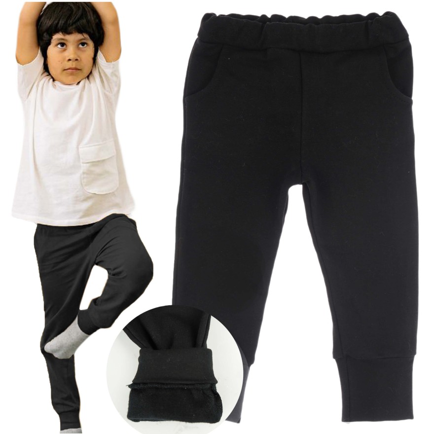 Czarne spodnie DRESOWE NA MESZKU, miękkie, dla wrażliwców