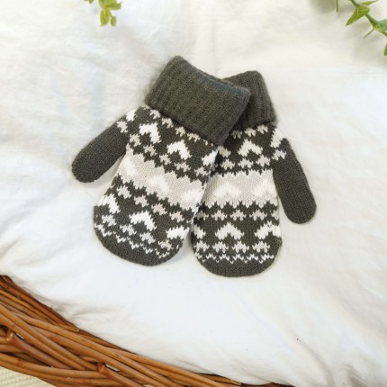 Grafitowe RĘKAWICZKI 1P ciepłe podwijane szare serca 15cm r. 116-122 wzór 012