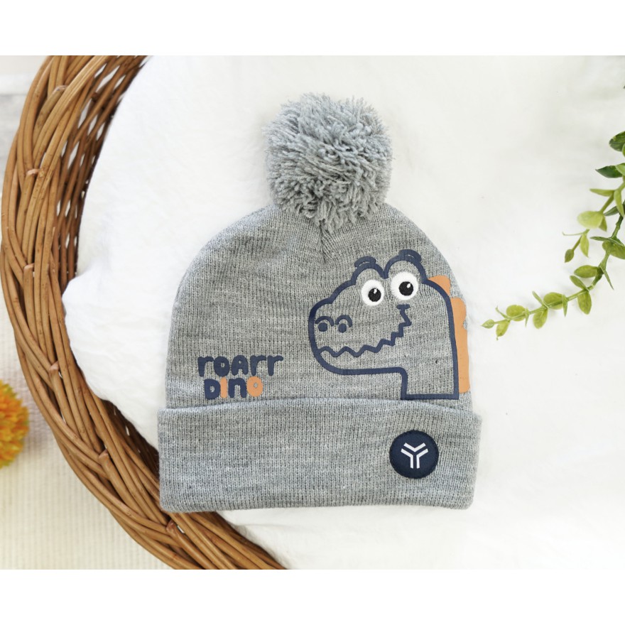 Szara CZAPKA dziecięca zimowa z pomponem DINO