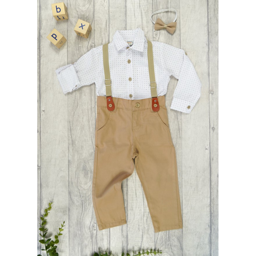 KOMPLET DLA CHŁOPCA koszula w kwadraty, beżowe spodnie, muszka, szelki święta