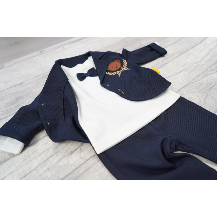 KOMPLET GARNITUREK granatowo-biały z misiem marynarka, koszulka z muchą i spodnie święta