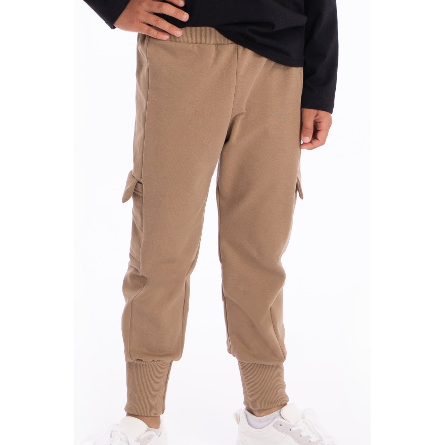 Beżowe spodnie BOJÓWKI ocieplane NA MESZKU z kieszeniami regulowane w pasie