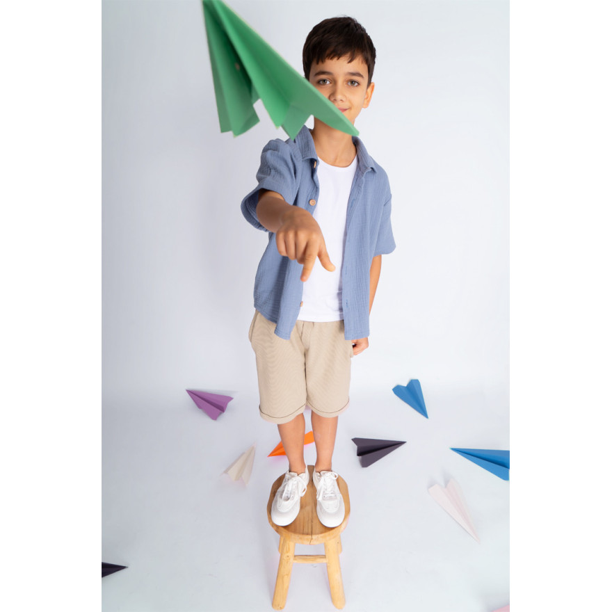 Beżowe KRÓTKIE SPODENKI chłopięce z PRĄŻKA regulowane w pasie bezuciskowe casual