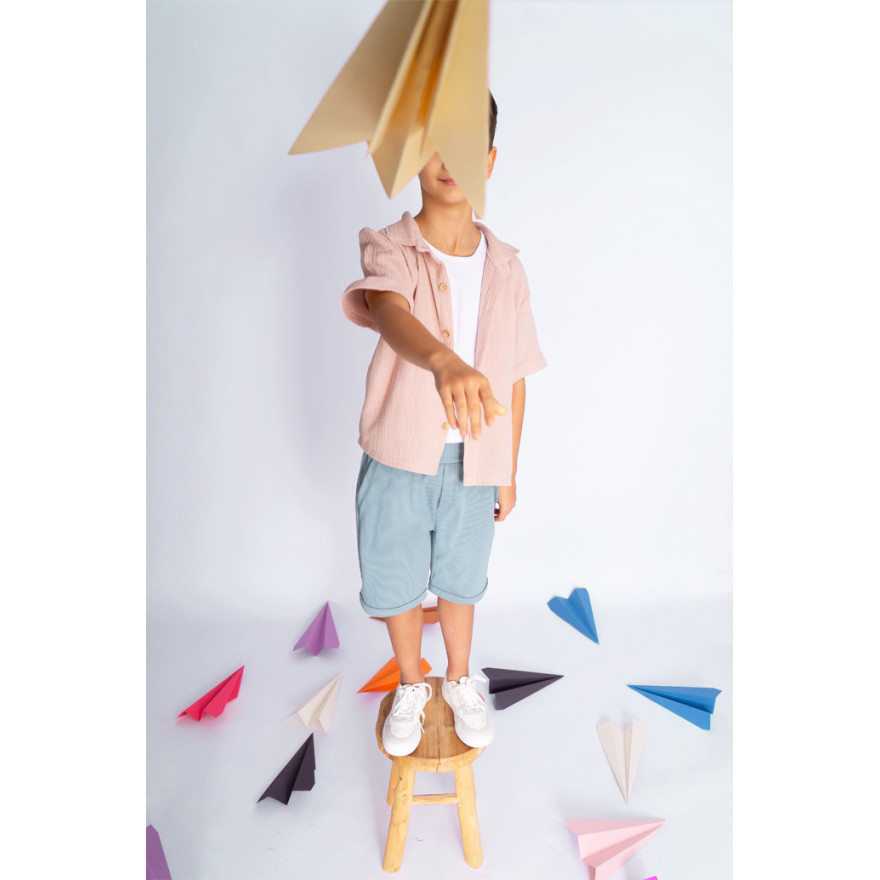 Szałwiowe KRÓTKIE SPODENKI chłopięce z PRĄŻKA regulowane w pasie bezuciskowe casual