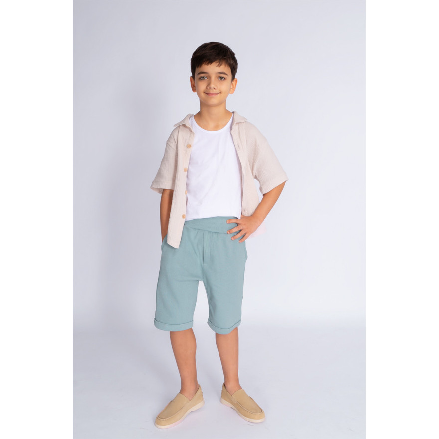 Szałwiowe KRÓTKIE SPODENKI chłopięce z PRĄŻKA regulowane w pasie bezuciskowe casual