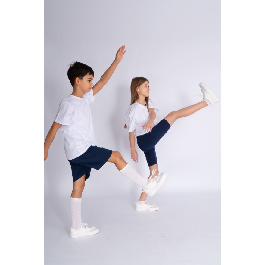 Strój na WF komplet gimnastyczny sportowy biała bluzka granatowe kolarki szkoła