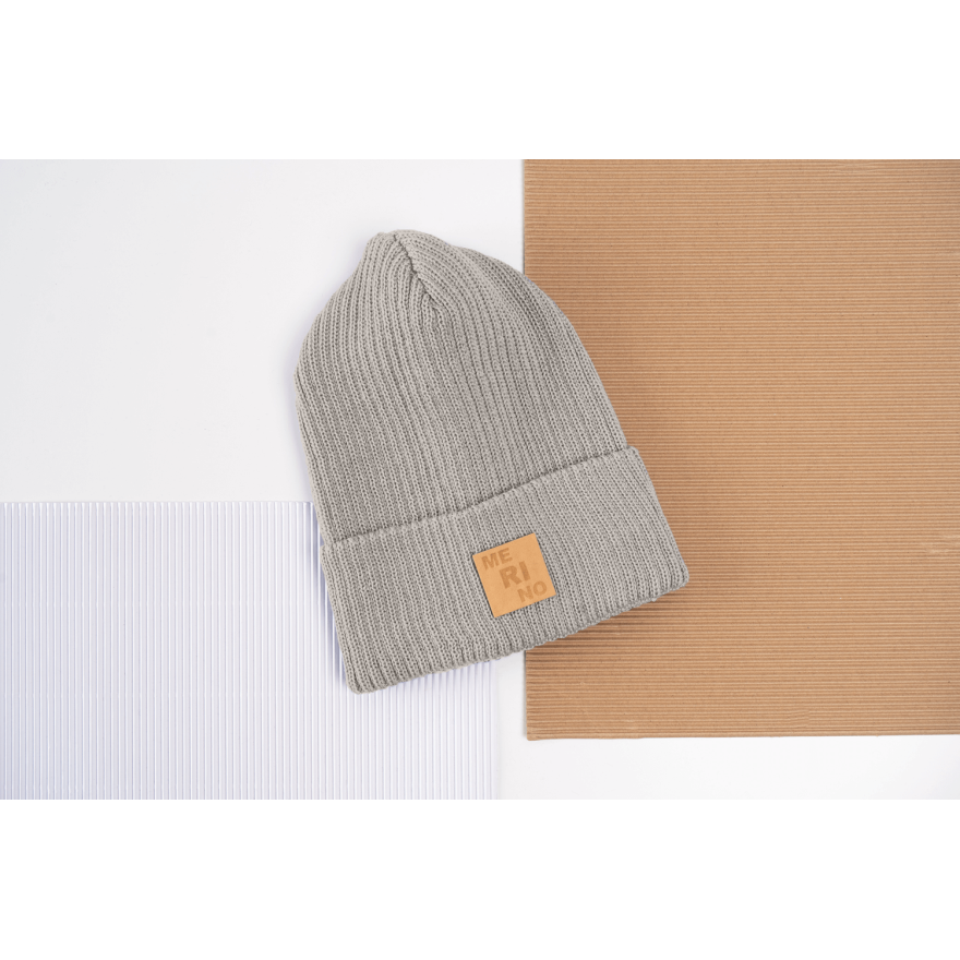 Merino czapka szara 100% wełna podwijana jesień zima