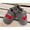 Antypoślizgowe kapcie niemowlęce szare z autkiem