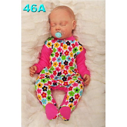 Pajac pajacyk bawełniany amarantowy w kwiaty wzór 46A