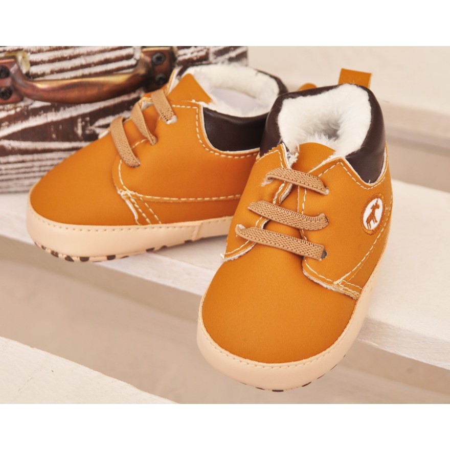 Eleganckie buty ocieplane NIECHODKI na futerku BUCIKI kamelowe